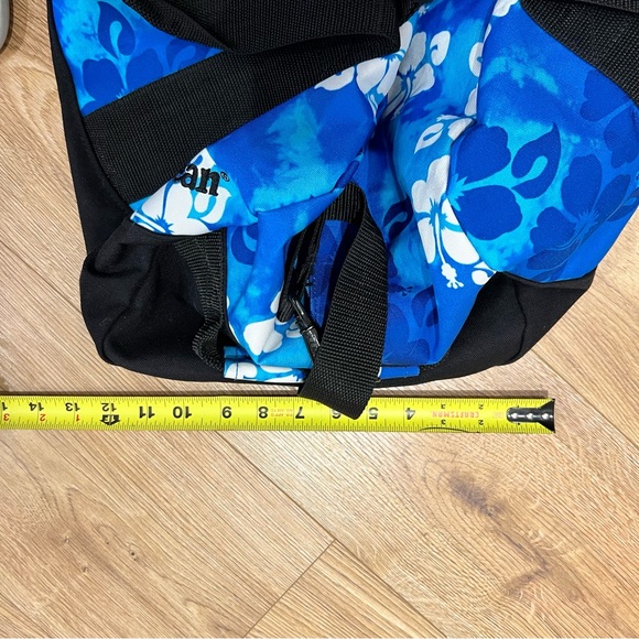 LL BEAN Adventure Duffle Bag Blue Hibiscus Medium 35L Used, Very Good - Picture 10 of 13